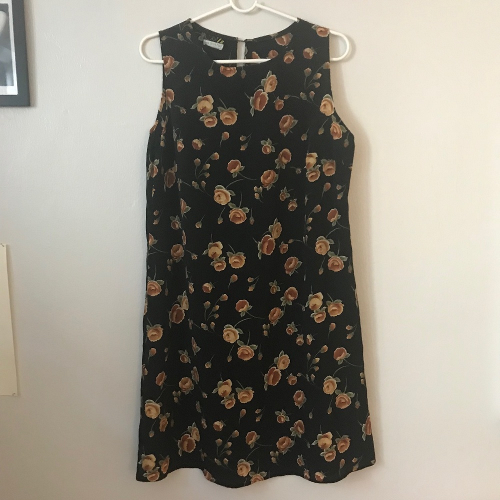 90s Cute Flowy Floral Shift Dress